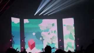 2 Porter Robinson  Flicker  Worlds LA [upl. by Rafaellle967]