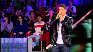 Darko Lazic  Ucini mi pravu stvarLeno Magdaleno  Zvezde Granda  Tv Pink 2008 [upl. by Cymbre162]