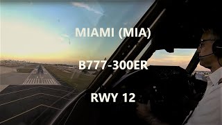 Cockpit View B777 Miami Landing [upl. by Anned]