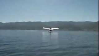 Flying an ultralight on amphibious floats [upl. by Onitsuaf]