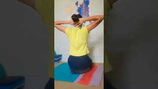 🤔quotAre you also troubled by neck hunching forward😀 Then try this practicequot cover yoga yogaqueen [upl. by Javler205]