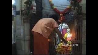 Bhavnagars Rajpara Khodiyar Khodiar mandir aarti during Navratri [upl. by Lyrad]