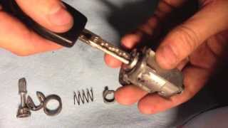 03 vw golf lock cylinder housing disassembly and assembly tutorial [upl. by Dix]