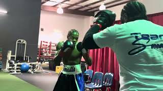 TAHMIR SMALLS WARMING UP FOR HIS MAIN EVENT BOUT ON NOVEMBER 1ST IN HOUSTON TX ON A REDOWL CARD [upl. by Marti]