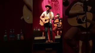 Drake White  Makin me look Good Again  Amsterdam 12 October 2018 CMA Songwriters Serie [upl. by Euqinommod843]