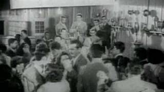 Mazzaropi canta Cai sereno cai A Carrocinha 1955 [upl. by Kearney]