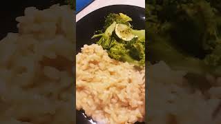 Risotto con verza e brodo di broccoli 🥦 pasta risotto buona appetito [upl. by Eyr]