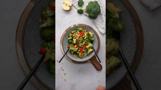 Brokkolisalat 🥦🍎 EinfachTasty EinfachTastyRezept Brokkoli Grillen Beilage Buffet [upl. by Carmelia]