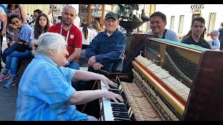 Retired Pianist playing Hungarian Rhapsody no 2  Mesmerizes The Crowd [upl. by Arretal60]