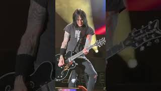 Richard Fortus Ignites ‘Nightrain’ with a Killer Guitar Riff  Legendary GNR Kickoff [upl. by Htidirem426]