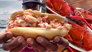 The Lobster Shack Lobster Roll [upl. by Thomasine]