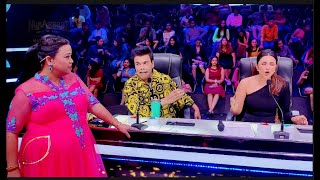 Hunarbaaz Update Bharti Ne Udaya Parineeti Ka Mazak Dress Bani Parineeti Ke Liye Problem [upl. by Yemrots]