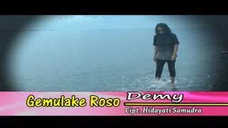 Demy  Gemulake Roso Official Music Video [upl. by Nattirb]