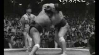 Tochiazuma vs Taiho  Aki 1968 [upl. by Longerich611]