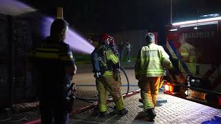 Brand in bouwafval container leidt tot dakbrand bij Kruidvat in Zeewolde [upl. by Ellirpa]