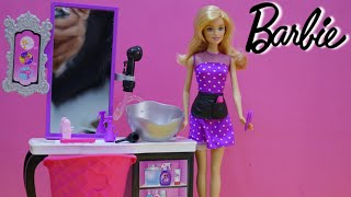 Barbie Style Salon Playset  Skipper gets a hair cut from Barbie [upl. by Pax2]