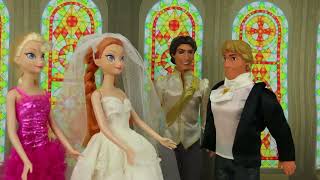 Frozen Annas Wedding to Kristoff or is it Evil Cousin Asle With Elsa DisneyToysFan [upl. by Nyvrem]