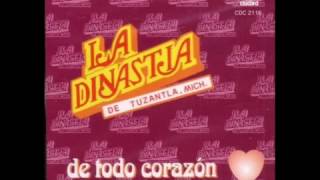 La Dinastia de Tuzantla Una Noche Me Embrague Triny Canta [upl. by Wetzel]