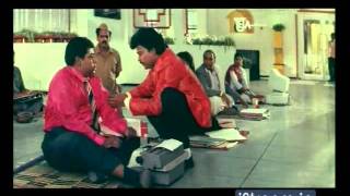 Rowdy Alludu Chiranjeevi makes his staff work on the floor [upl. by Atiner521]