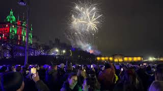 Edinburgh Hogmanay Party Fireworks at 1000 PM [upl. by Shien29]