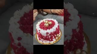 Red Velvet cake🎂 simple amp easy design feed cake redvelvet sweetslice2024 birthdaycake explore [upl. by Nicolai934]