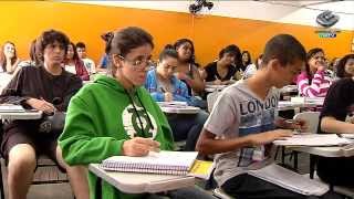 Jornal da Gazeta  Cursos prévestibular para alunos carentes 060314 [upl. by Hoisch414]