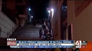 Black Friday at HampM at Kansas Citys Country Club Plaza [upl. by Nylak]