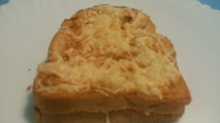 Comment faire des croques monsieurs maison  Recette du vrai croque monsieur [upl. by Anni]