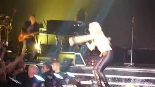 Shakira  Why Wait Galaxie Amnéville  The Sun Comes Out Tour  Front Row HD [upl. by Akitnahs]