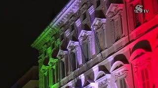 Giorno del ricordo per vittime Foibe la facciata di palazzo Madama illuminata con il tricolore [upl. by Stacie553]