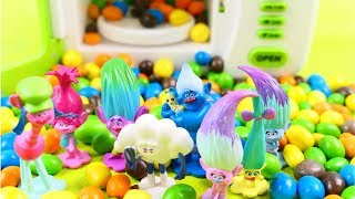 Microgolf Surprise Speelgoed Trolls Play Doh Kleurtjes leren Robots Dinosaurus [upl. by Alekahs]