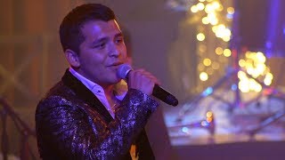 Christian Nodal – Me dejé llevar Lluvia de Luces JG Music [upl. by Acinorahs]