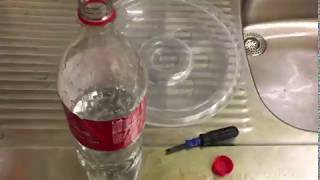 Comment faire un abreuvoir pour poule et poussinhow to make a water feeder for hens and chicks [upl. by Yblehs]