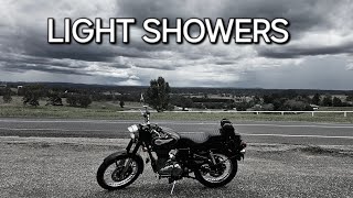 ROYAL ENFIELD BULLET 500  LIGHT SHOWERS [upl. by Arno]