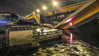 Elbbrücke in Dresden teilweise eingestürzt [upl. by Atikan]