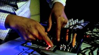 QUICK REVIEW Behringer Xenyx QX1002USB Mixer [upl. by Aneema]