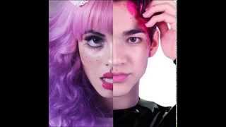 Little Dollhouse Benny vs Melanie Martinez [upl. by Brunhilde734]