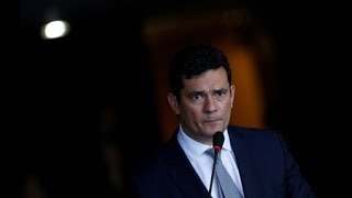 MORO ATACA A CONSTITUIÇÃO PARA IMPOR AO BRASIL UM ESTADO POLICIAL [upl. by Wauters]