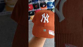 Gorra curva Yankees NY en pana ladrillo DRCaps [upl. by Ahsym]