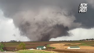 WATCH Monster tornado strikes down in Iowa [upl. by Cassidy]