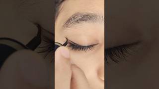 How to do eyeliner look 😍 shorts eyemakeup makeup [upl. by Rosenblum871]