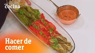 Cómo hacer Escalivada con salsa romesco  Hacer de comer  RTVE Cocina [upl. by Salakcin]