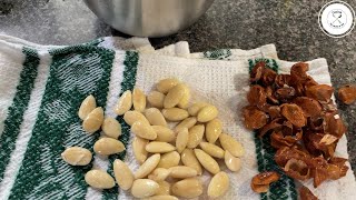 Truco para quitar la piel a las almendras cocinadenorteasur almendras shortvideos [upl. by Nyrual]