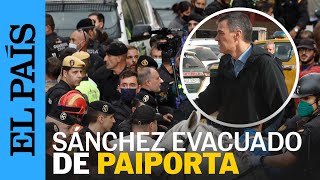 DANA ESPAÑA  quot¡Se lo comenquot Momento en el que Pedro Sánchez abandona la comitiva en Paiporta [upl. by Yhpos]