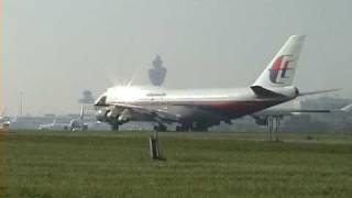 BEAUTIFULL TAKEOFF MALAYSIA AIRLINES BOEING 747400  SCHIPHOL [upl. by Schechinger96]