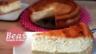 Bester KÄSEKUCHEN mit Boden – Omas Quarkkuchen Rezept [upl. by Uhn90]