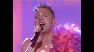 Erasure  Love To Hate You Chorus Live HD [upl. by Llennhoj374]