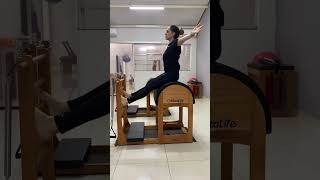 Que o pilates é bom você já sabe como fazer os exercicios em casa eu te ensino aqui no youtube [upl. by Eerrehs]