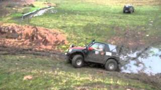 vitara off road on 31quot boggers [upl. by Celio862]