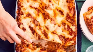 Recette  Véritable lasagne italienne [upl. by Elledoj621]